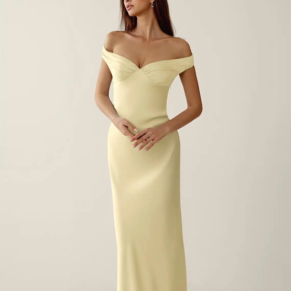 Gwendonme Lemon Sorbet Off-The-Shoulder Satin Crystal Linen Maxi Dress NWT